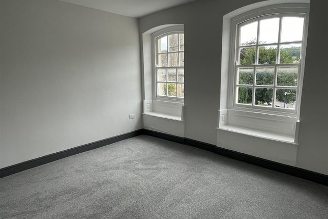 Flat to rent in Long Street, Dursley