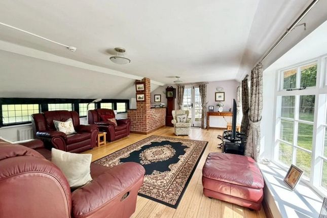 Christmas Cottage, Birch Cross, Uttoxeter photo 2