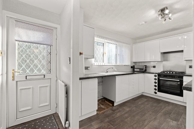 39 Bickerton Terrace, Whitburn, West Lothian photo 3