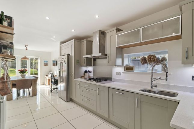 12 Springbrook, Warrington photo 3