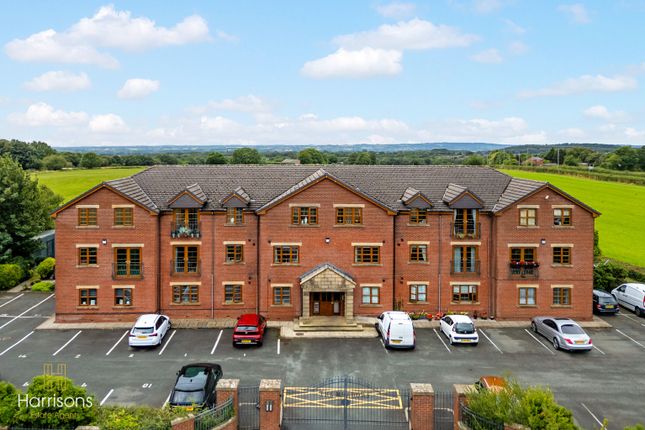 Apartment 15, The Meadows, Westhoughton photo 2