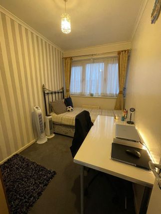 Thumbnail Room to rent in Harpley Square, London