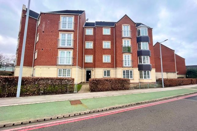 Flat for sale in Madison Avenue, Brierley Hill