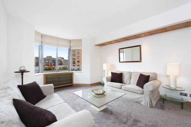 Thumbnail Flat to rent in 24 Emperors Gate, London