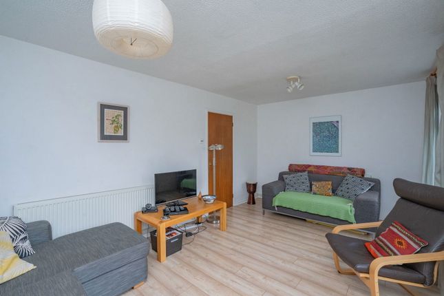36, Bronsil Drive, Malvern photo 4