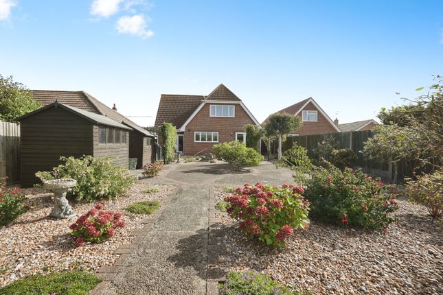 132, Coast Drive, Lydd on Sea, Romney Marsh photo 4