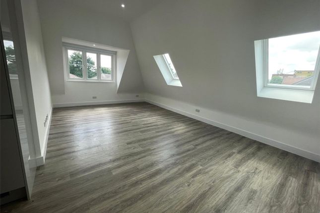 Rosemary Court, Kingsbury photo 5