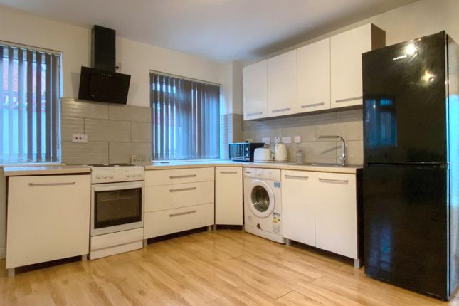 Flat 45, Wellington Manor 80-96, Wellington Street, Luton photo 2