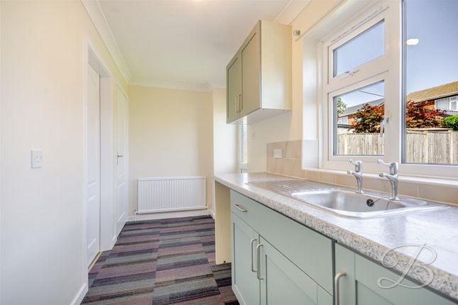 27, Merryvale Drive, Mansfield photo 4