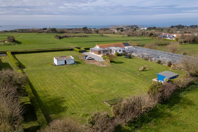 Thumbnail Semi-detached house for sale in Route Des Clos Landais, St. Saviour, Guernsey
