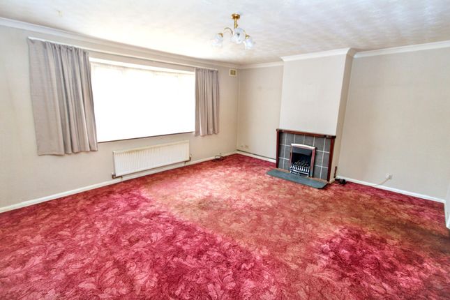 2 Park Lane, High Wycombe photo 3