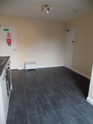 37, High Street, Sheerness photo 4