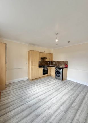 Flat 3, Francis Road, London photo 4