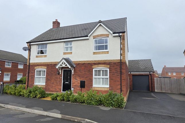 3-bed detached on 1, Squadron Avenue, Southam, £400,000