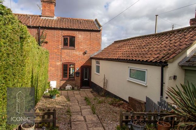 Thumbnail Cottage for sale in Drayton High Road, Drayton, Norwich