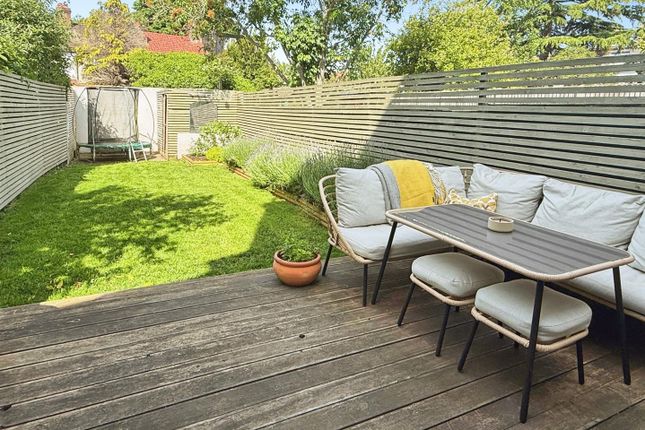 90, Clarendon Road, Colliers Wood photo 4