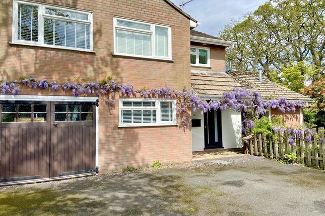 12, Colbourne Close, Christchurch photo 2