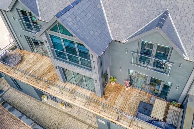 Dji_0115_Hdr.Jpg