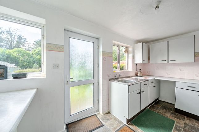 4, Brookside, Fordingbridge photo 4