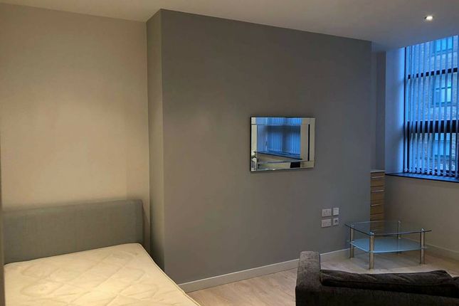 Apt 208,, 2 Mill Street, City Centre photo 3