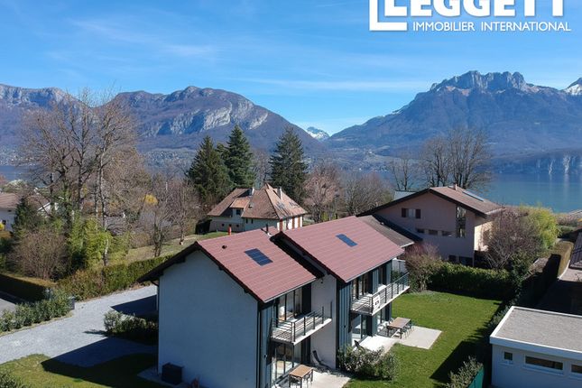 Thumbnail Villa for sale in Sevrier, Haute-Savoie, Auvergne-Rhône-Alpes