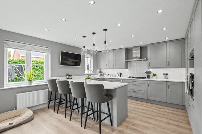 9, Rivendale, West Yorkshire photo 3