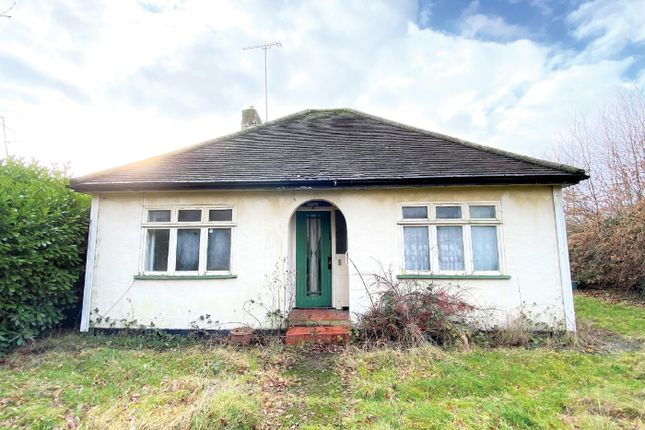 Thumbnail Detached bungalow for sale in West Riding, Bricket Wood, St.Albans