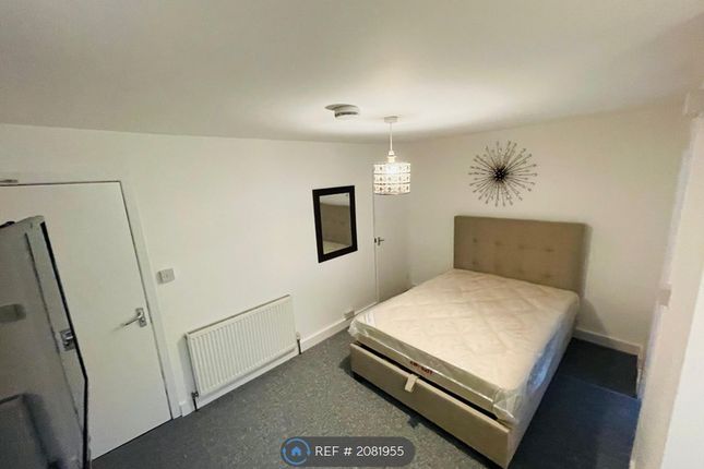 Room to rent in Kings Road, Reading