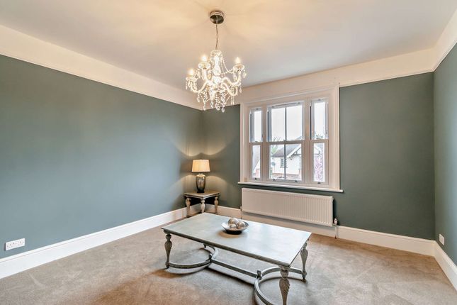 Flat for sale in Cranston Road, East Grinstead