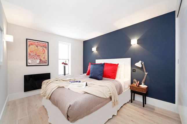 Flat 12, 102, Rochester Row, London photo 3