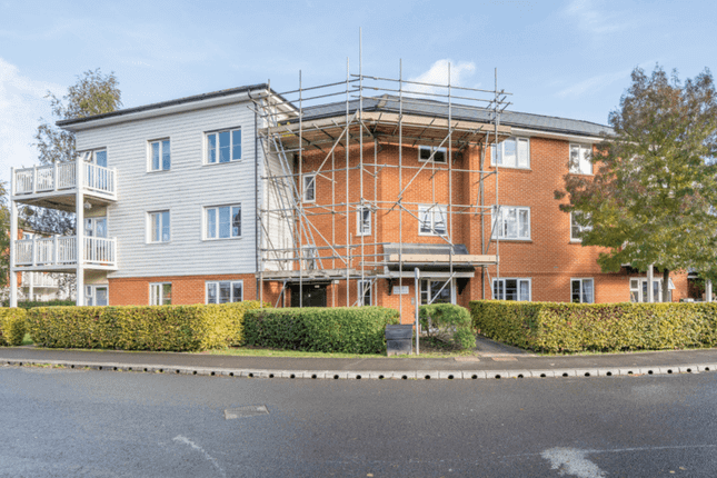 Flat for sale in Balmoral House, High Wycombe, Buckinghamshire