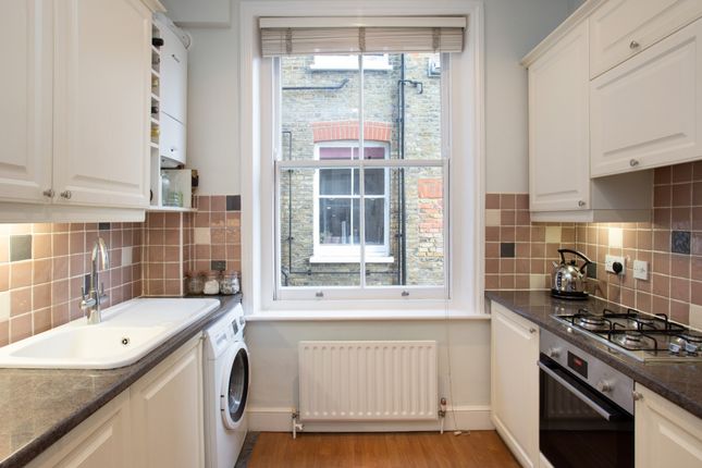 Flat to rent in Widley Road, London