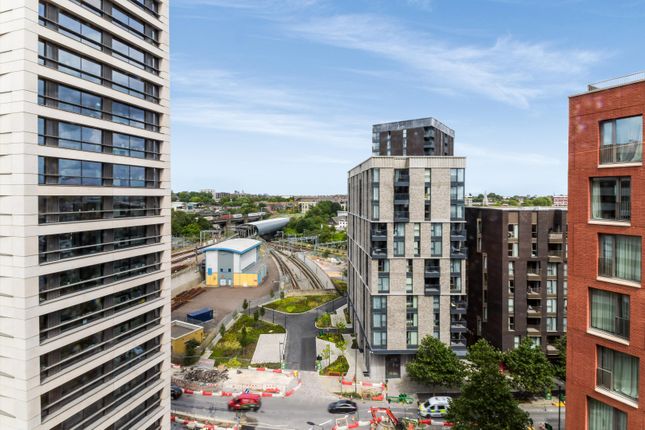 Cadence Court, London photo 3