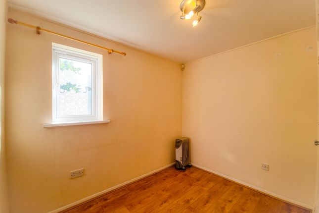 82, Southwold Road, Watford photo 5