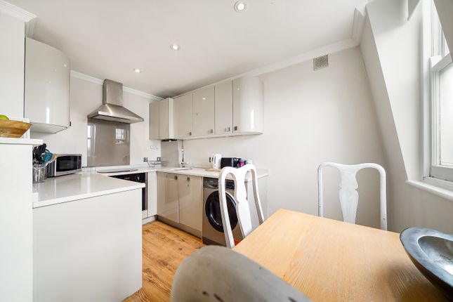 Eardley Crescent, London photo 4