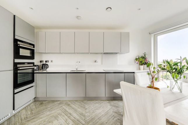 11 Courthouse Way, London photo 3