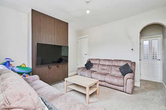 7, Dorothy Street, West Midlands photo 3