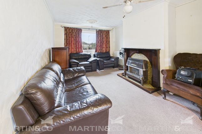 51, Larch Drive, Doncaster photo 2