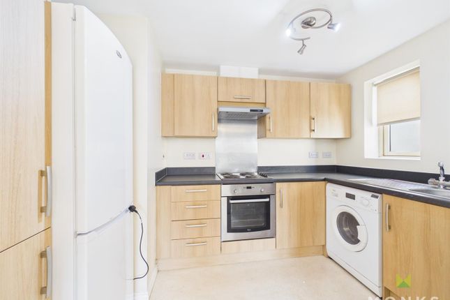 19, St. Johns Walk, Telford photo 4