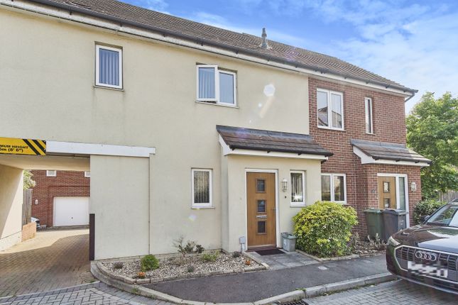 Thumbnail Terraced house for sale in Consort Gardens, East Cowes