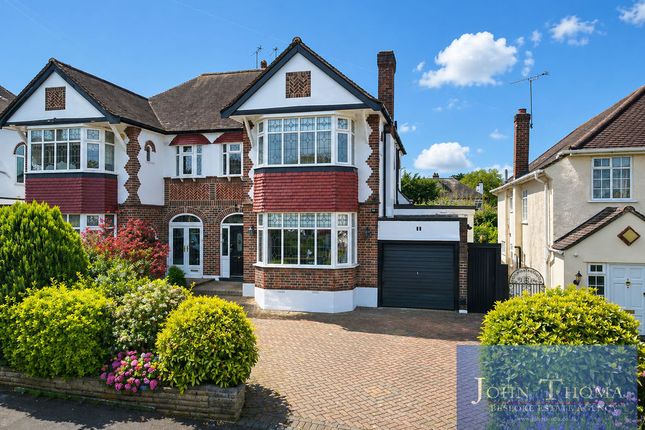 3-bed house on 12, Fontayne Avenue, Chigwell, £950,000