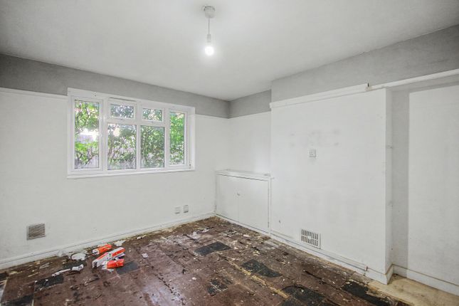 1 Newcombe Path, Radlett photo 3