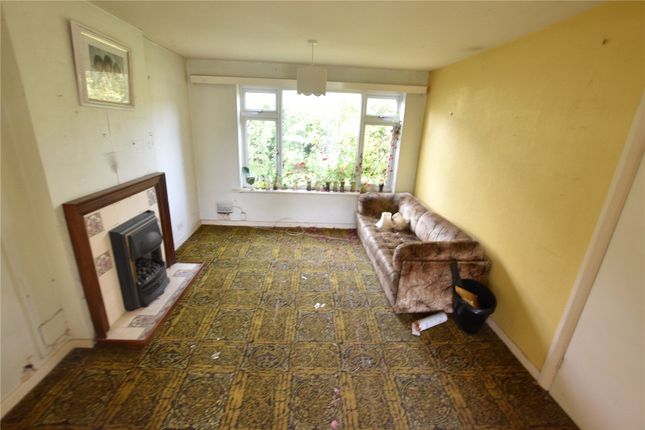 3, Holmwood Drive, West Yorkshire photo 3