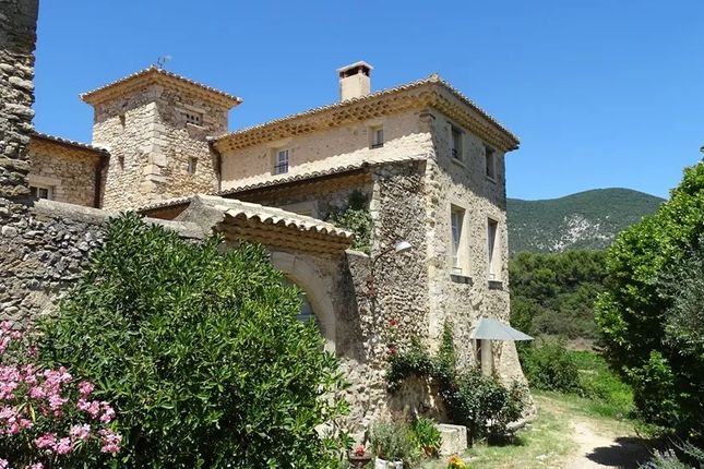 Thumbnail Commercial property for sale in Pierrelatte, Avignon And North Provence, Provence - Var