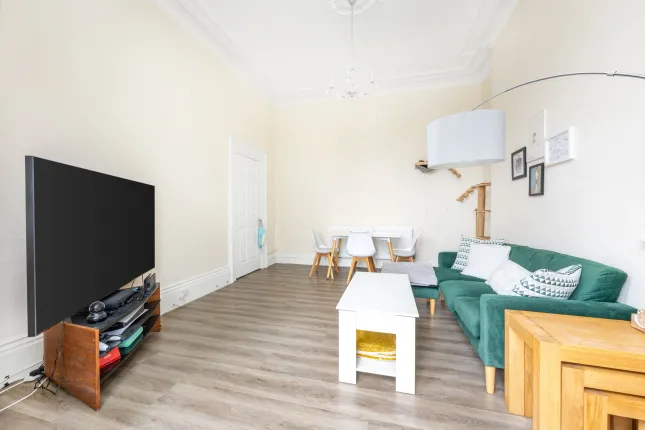 Flat 1, 30 Hawarden Avenue, Douglas photo 3