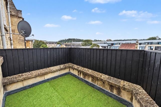 Flat 3, 24, New King Street, Bath photo 3