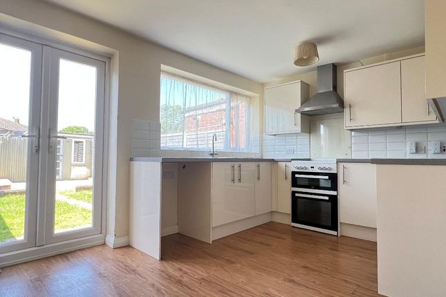 44, School Road, Upper Beeding photo 3