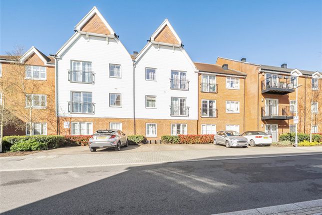1-bed flat on 19 Swinton Court,, Mere Road, Sevenoaks, £240,000