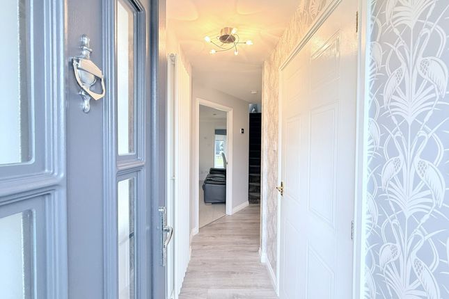 Foxdale drive , Bonnybridge  photo 2