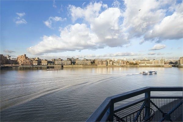 Apartment 27, Windsor Court, London photo 4